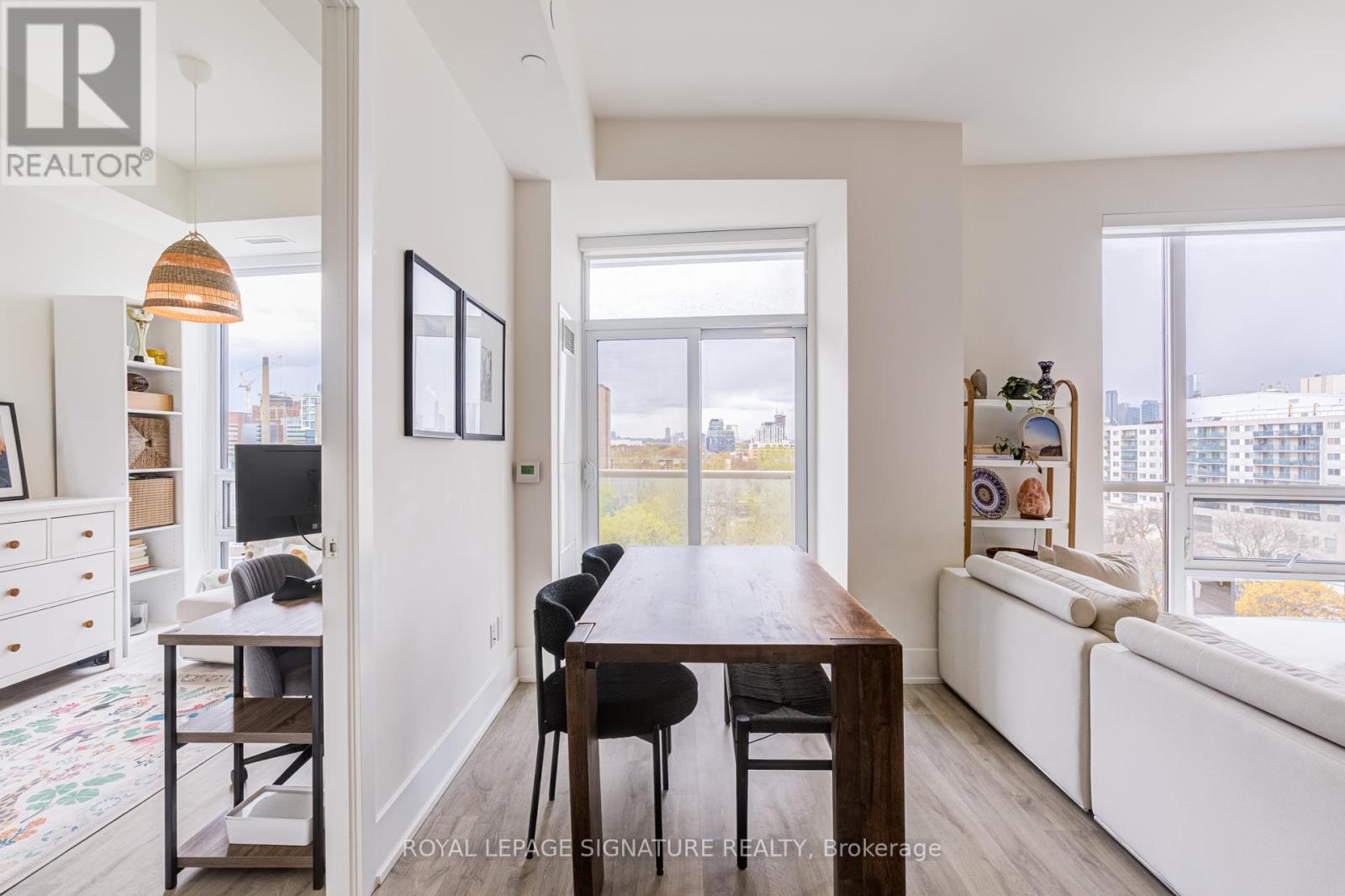 806 - 80 Vanauley Street, Toronto, Ontario  M5T 0C9 - Photo 21 - C13111636