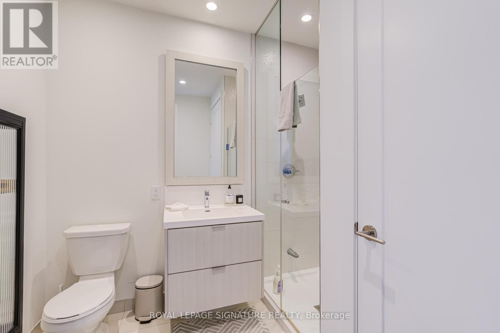 806 - 80 Vanauley Street, Toronto, Ontario  M5T 0C9 - Photo 25 - C13111636