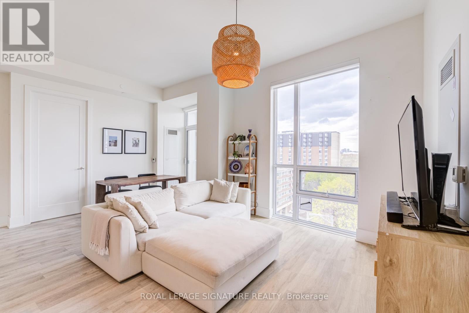 806 - 80 Vanauley Street, Toronto, Ontario  M5T 0C9 - Photo 8 - C13111636