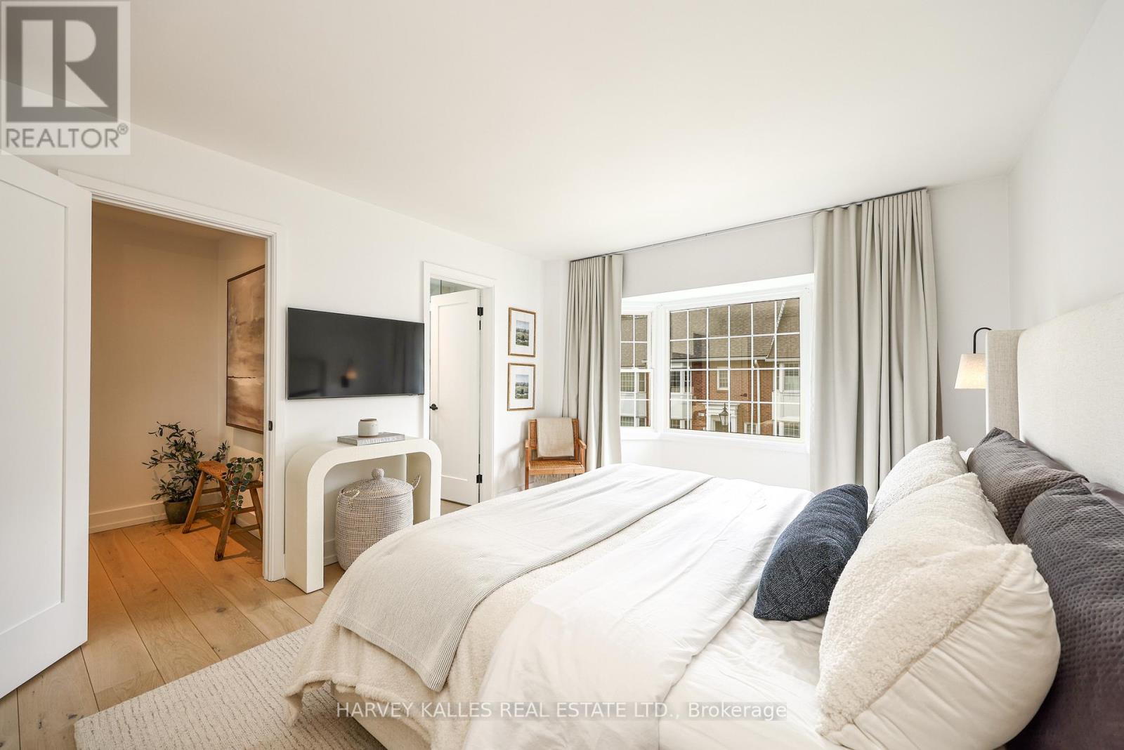 22 - 240 Broadway Avenue, Toronto, Ontario  M4P 1V9 - Photo 35 - C13111672