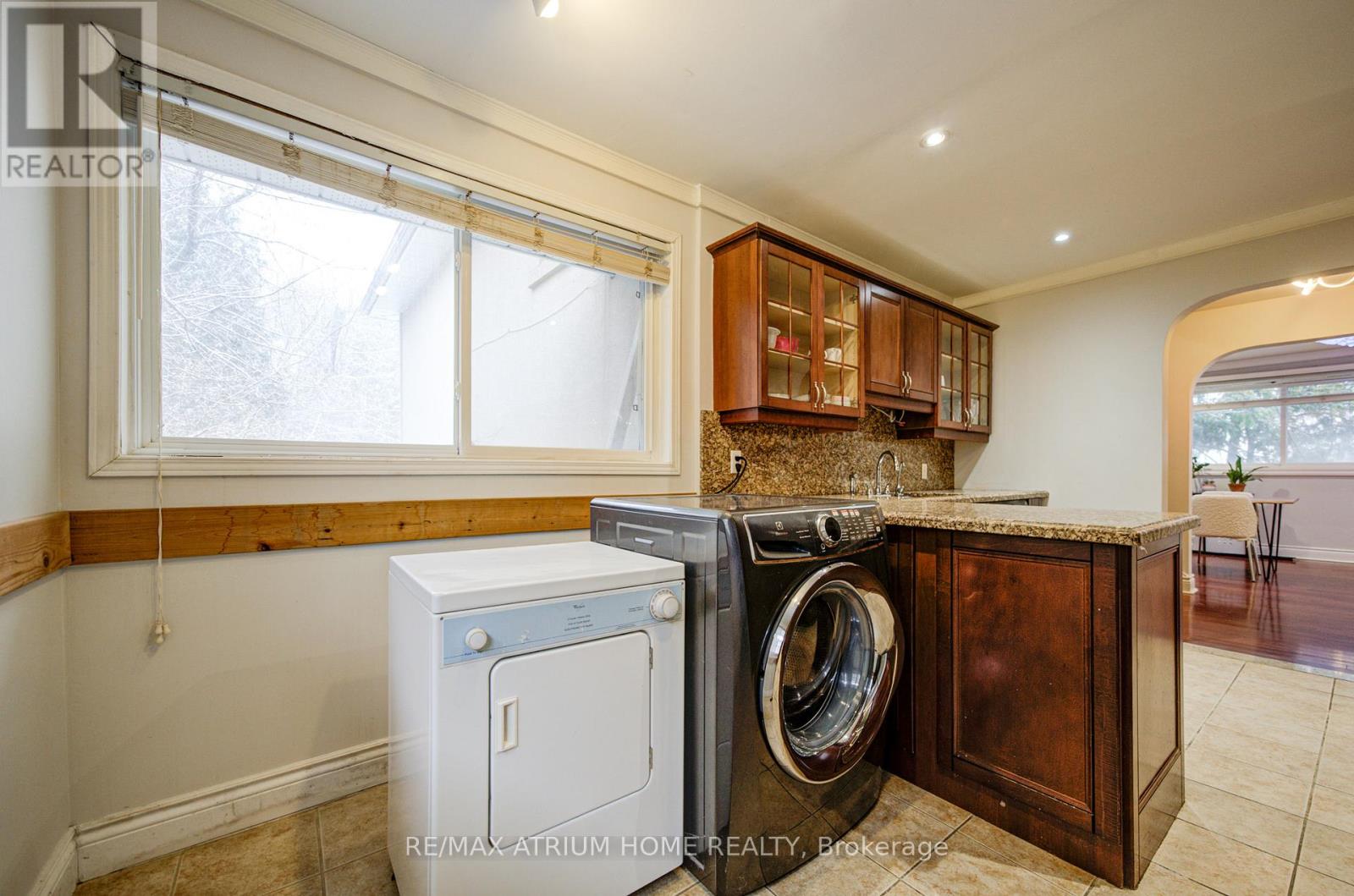 18 Doverwood Court, Toronto, Ontario  M2M 2G7 - Photo 21 - C13111764