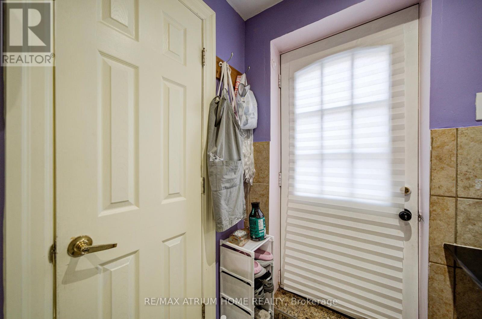 18 Doverwood Court, Toronto, Ontario  M2M 2G7 - Photo 32 - C13111764