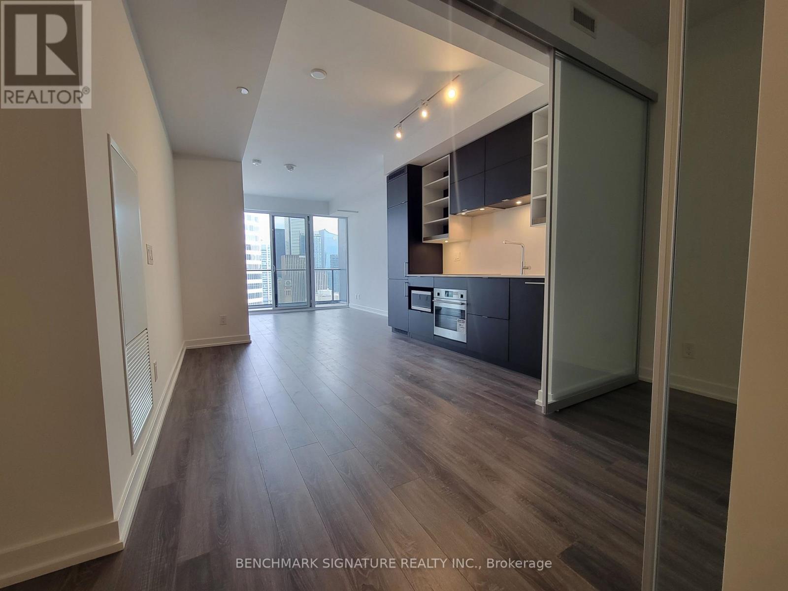2507 - 20 Edward Street, Toronto, Ontario  M5C 0C5 - Photo 4 - C13111768