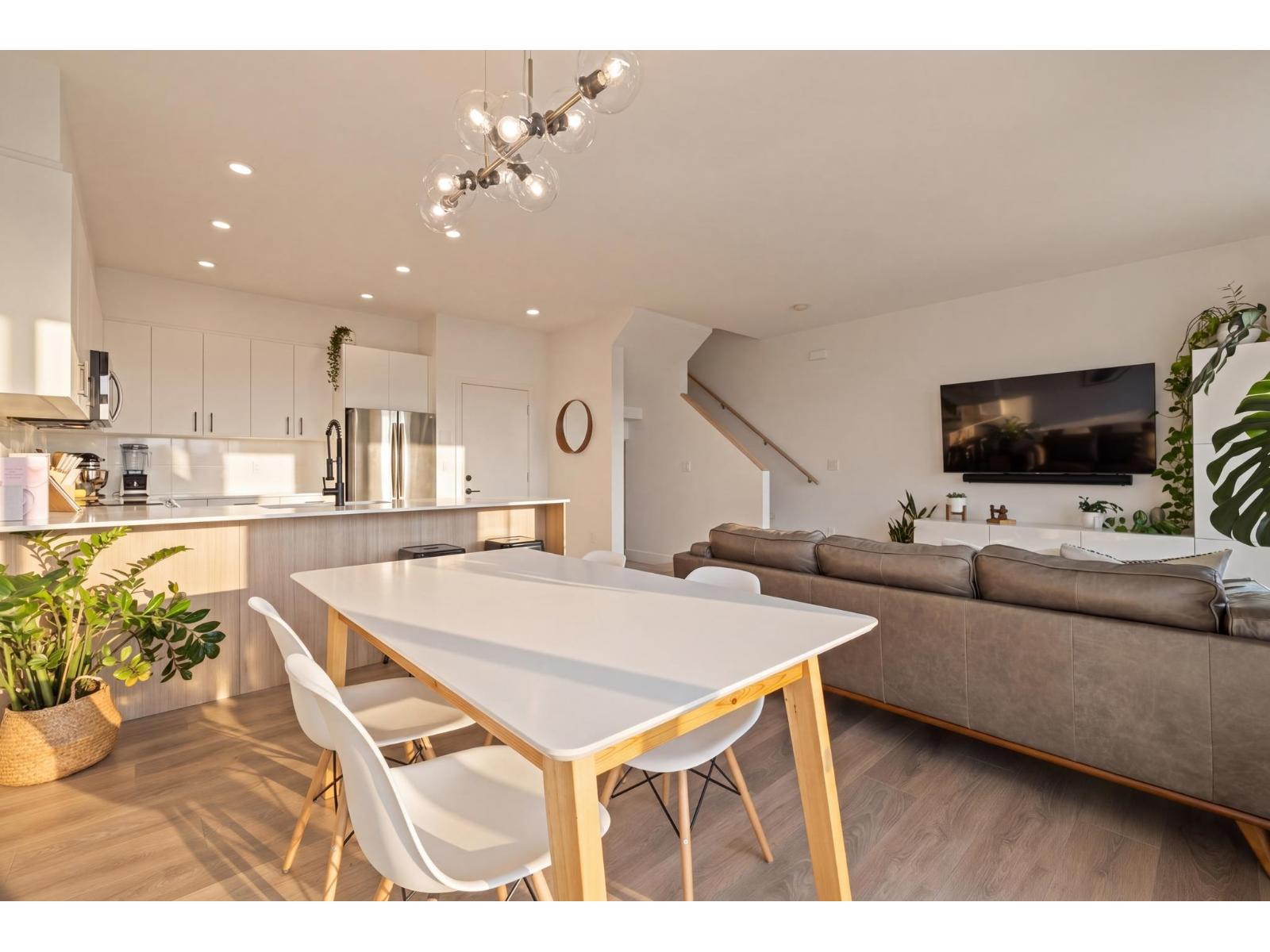 81 15255 Sitka Drive, Surrey, British Columbia  V3S 0B1 - Photo 6 - R3113703