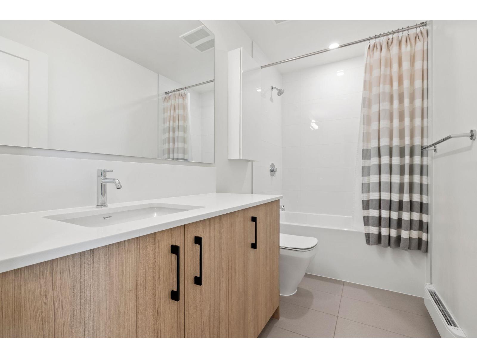 81 15255 Sitka Drive, Surrey, British Columbia  V3S 0B1 - Photo 17 - R3113703