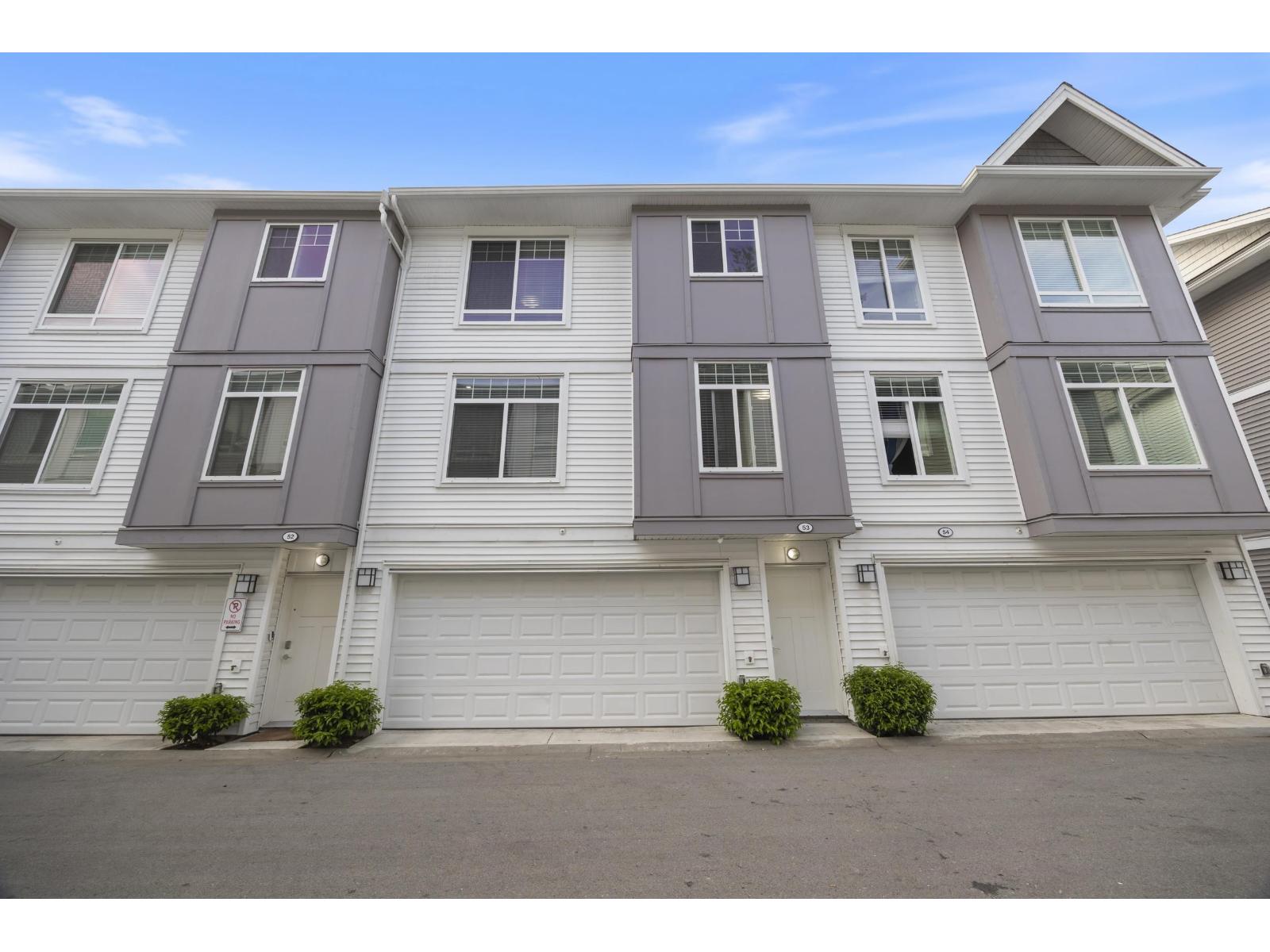 53 11267 133 Street, Surrey, British Columbia  V3R 0E3 - Photo 1 - R3121912