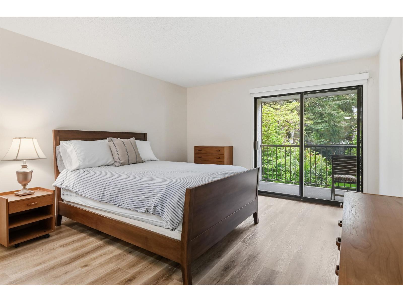 210 1521 Blackwood Street, White Rock, British Columbia  V4B 3V6 - Photo 12 - R3120816