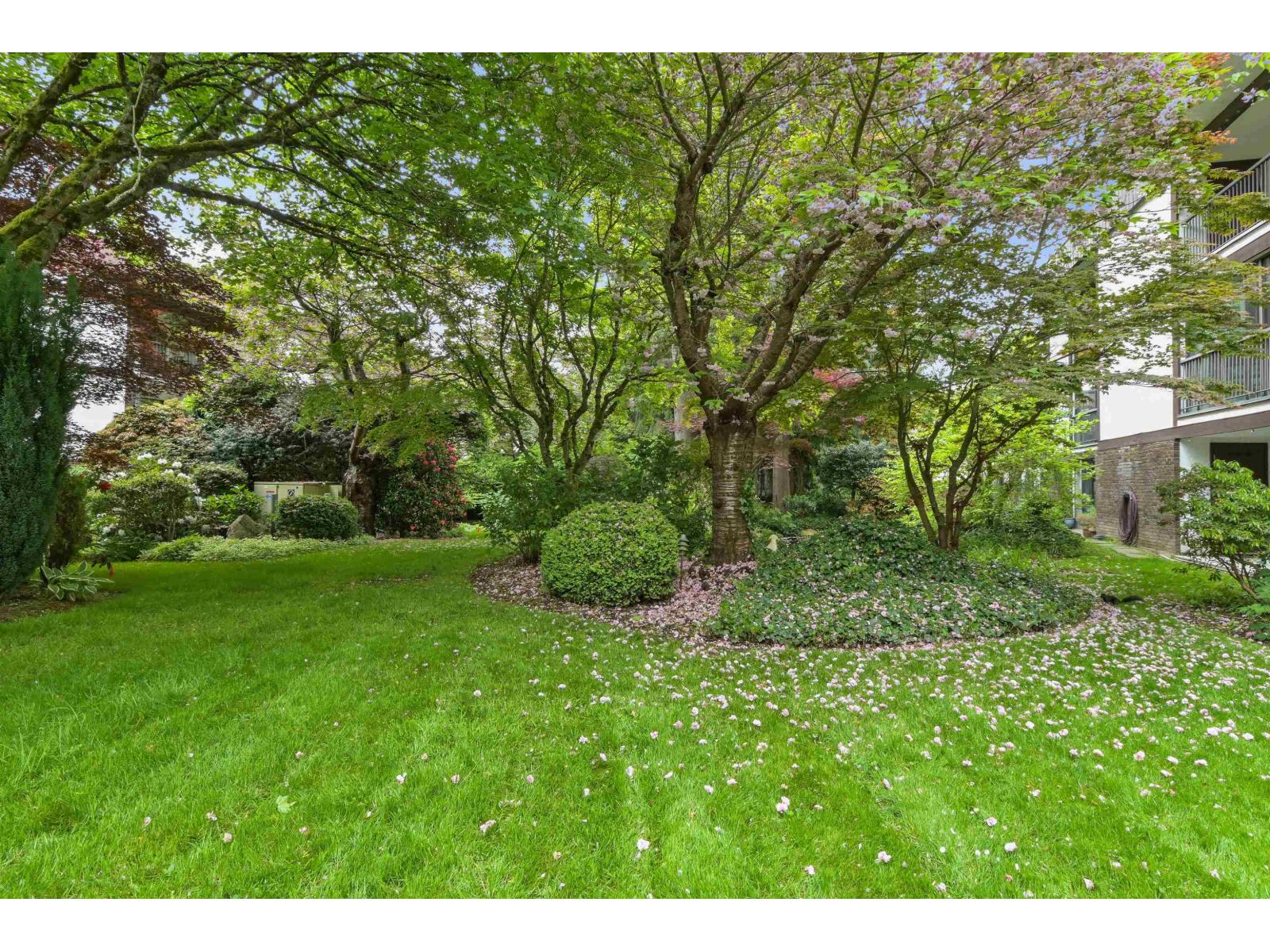 210 1521 Blackwood Street, White Rock, British Columbia  V4B 3V6 - Photo 24 - R3120816