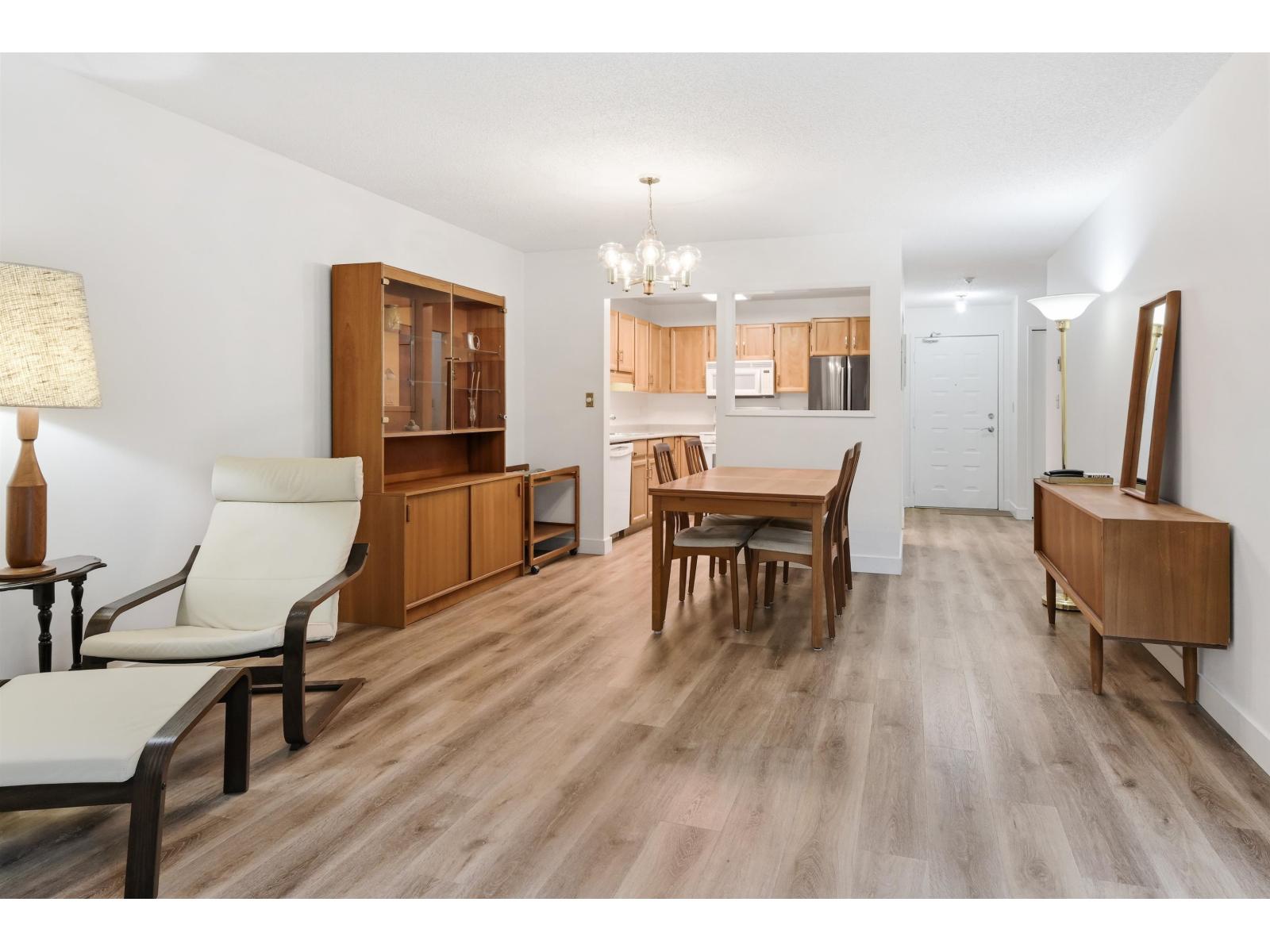 210 1521 Blackwood Street, White Rock, British Columbia  V4B 3V6 - Photo 7 - R3120816