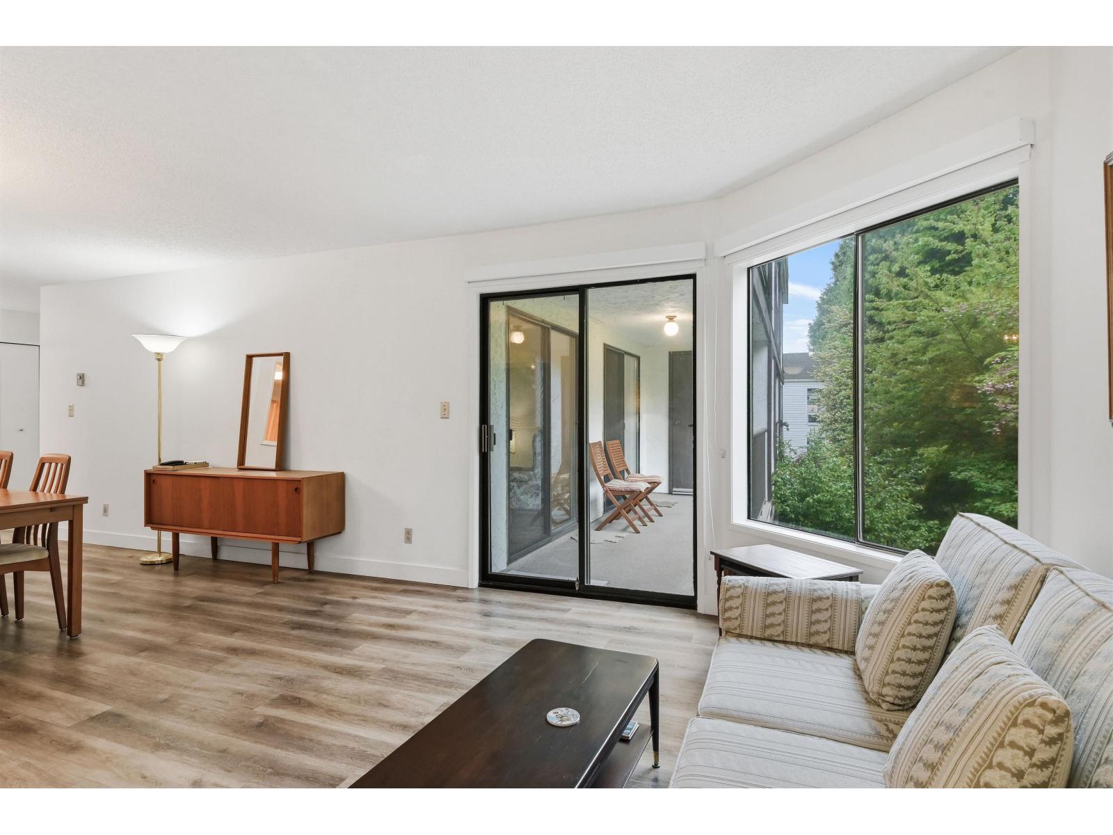 210 1521 Blackwood Street, White Rock, British Columbia  V4B 3V6 - Photo 6 - R3120816