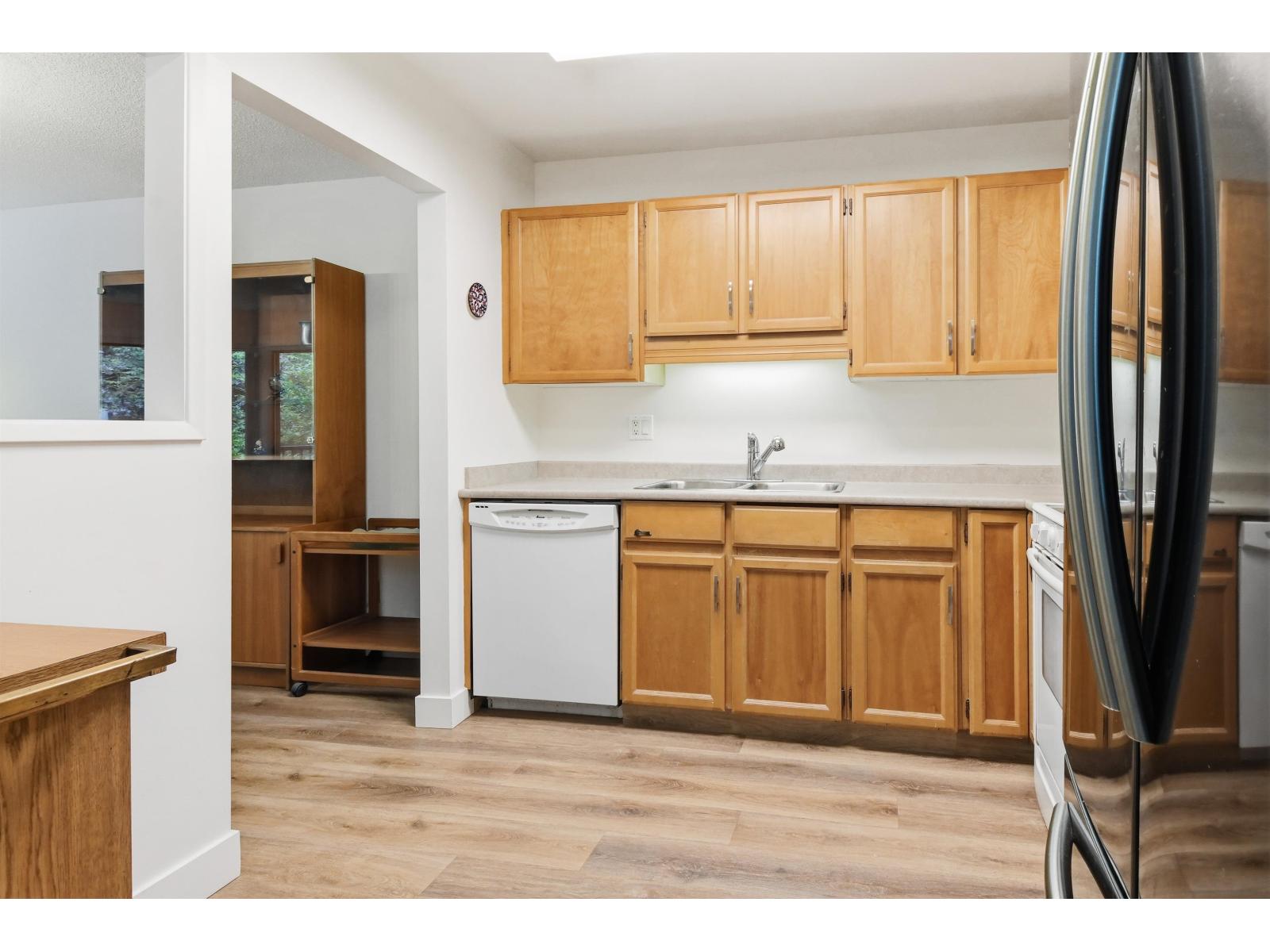 210 1521 Blackwood Street, White Rock, British Columbia  V4B 3V6 - Photo 11 - R3120816