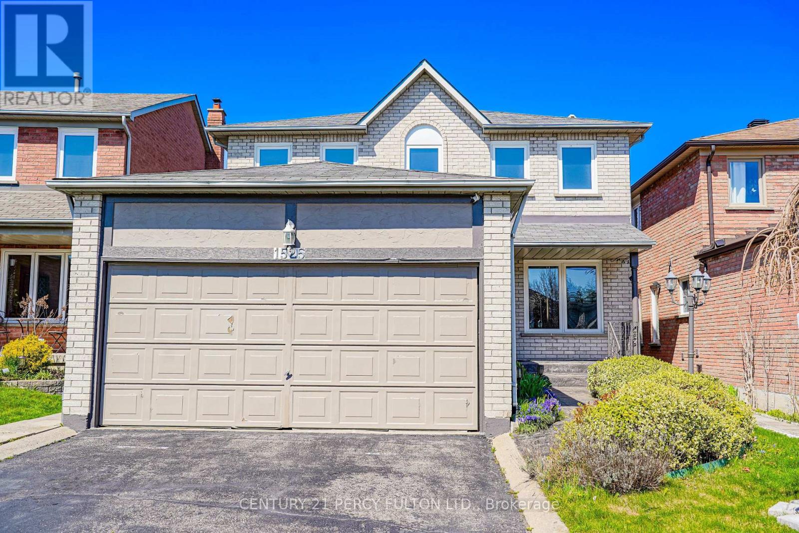 1525 Sturgeon Court, Pickering, Ontario  L1V 5P6 - Photo 1 - E13111464