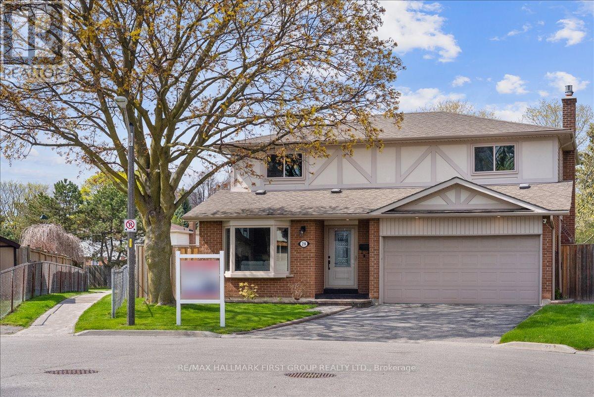 28 Heda Court, Whitby, Ontario  L1N 5Y8 - Photo 3 - E13111478