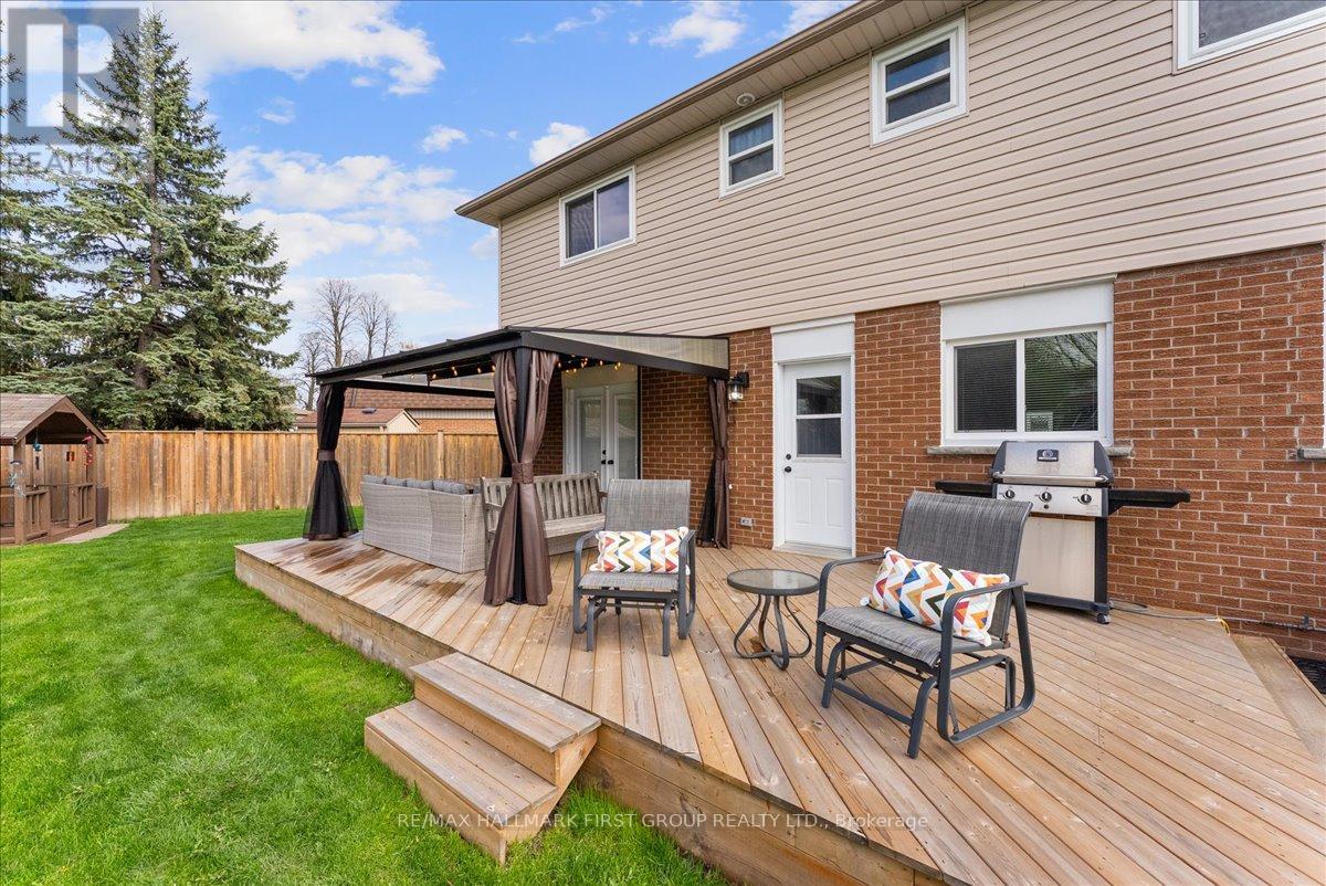 28 Heda Court, Whitby, Ontario  L1N 5Y8 - Photo 35 - E13111478