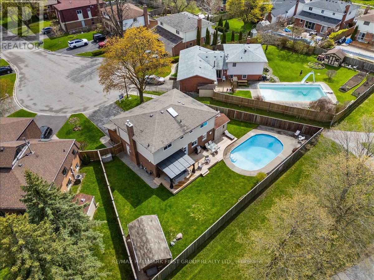 28 Heda Court, Whitby, Ontario  L1N 5Y8 - Photo 39 - E13111478