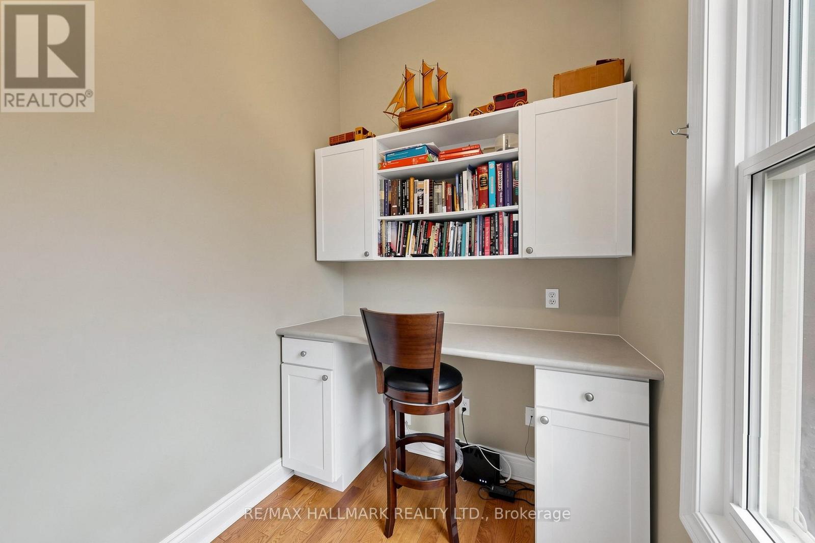 38 Norwood Road, Toronto, Ontario  M4E 2S2 - Photo 15 - E13111486