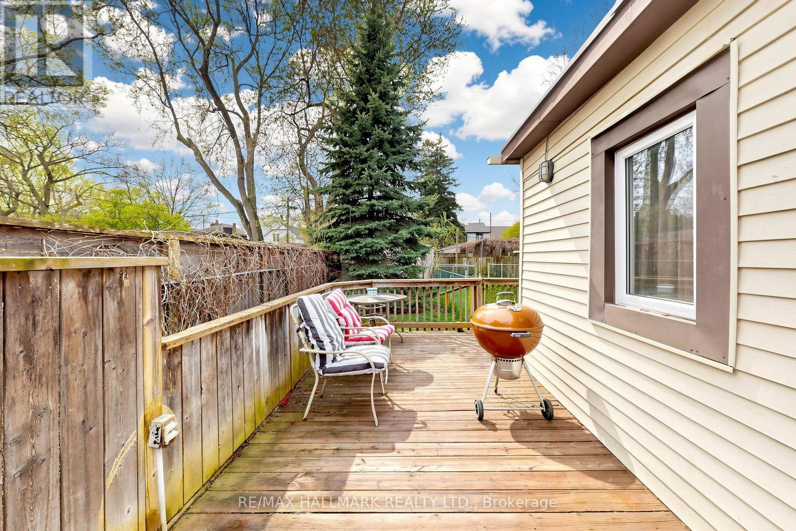 38 Norwood Road, Toronto, Ontario  M4E 2S2 - Photo 19 - E13111486