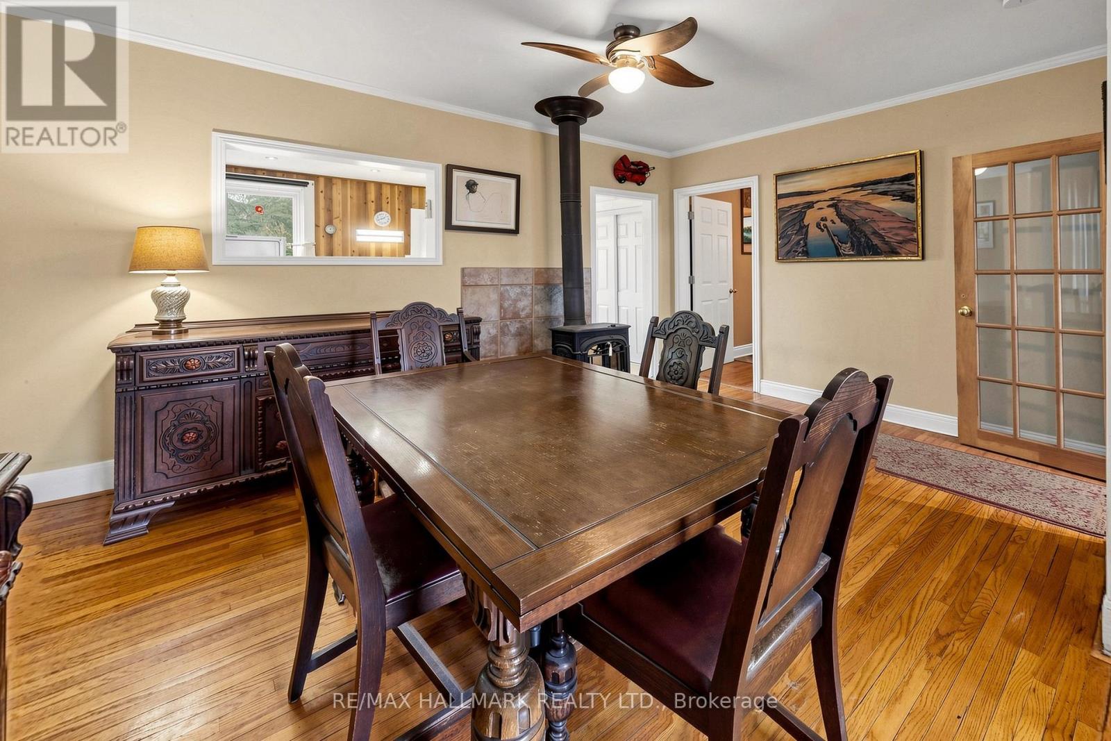 38 Norwood Road, Toronto, Ontario  M4E 2S2 - Photo 4 - E13111486