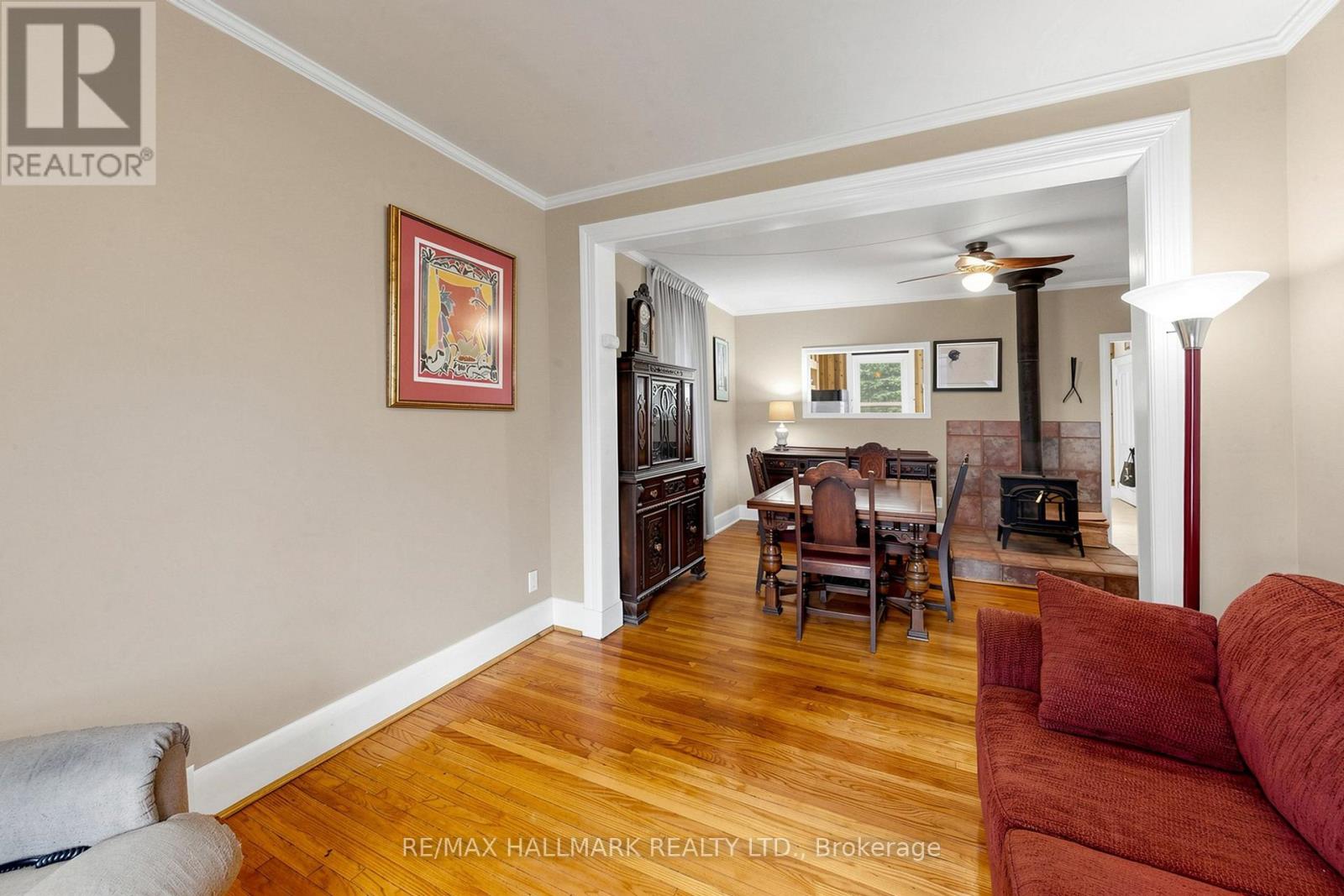 38 Norwood Road, Toronto, Ontario  M4E 2S2 - Photo 5 - E13111486