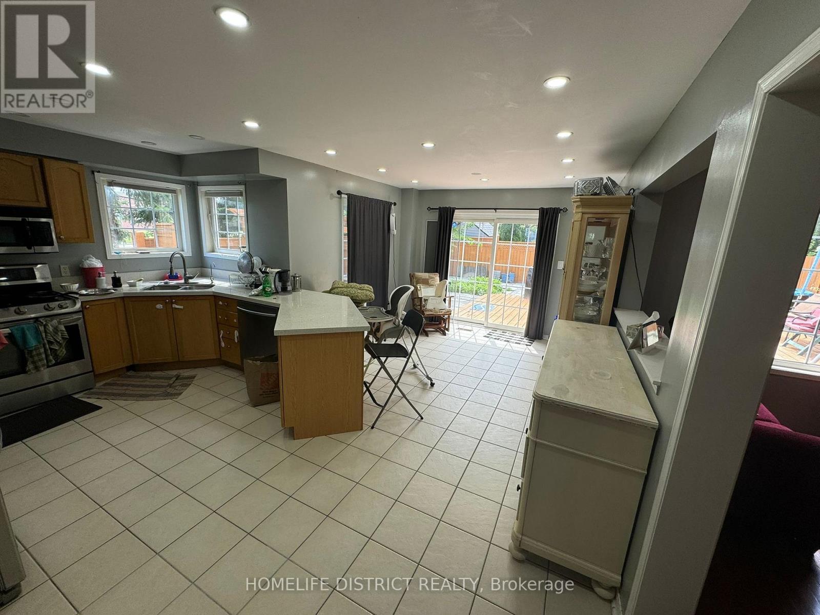 1100 Ashgrove Crescent, Oshawa, Ontario  L1K 2W4 - Photo 20 - E13111712