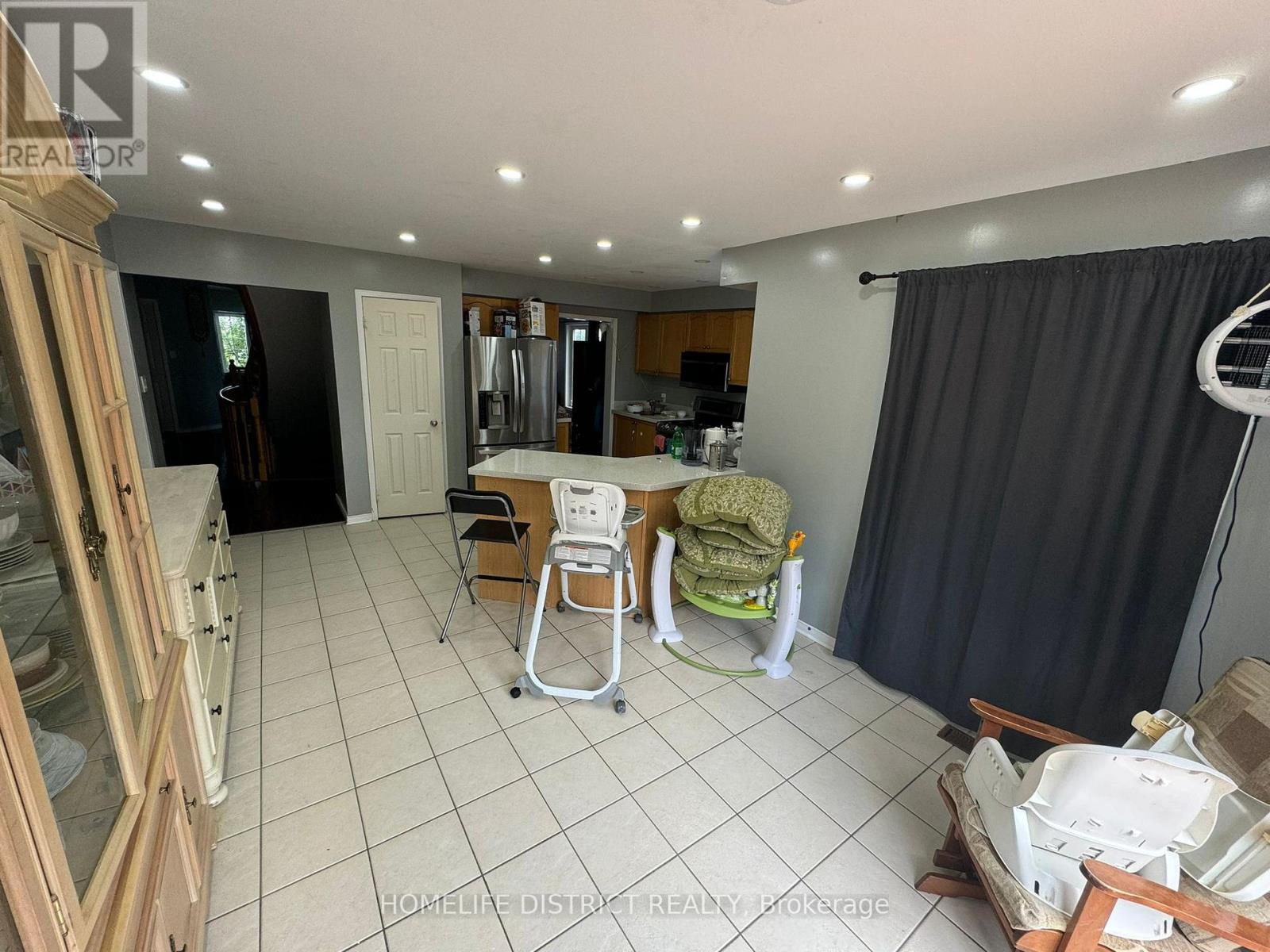 1100 Ashgrove Crescent, Oshawa, Ontario  L1K 2W4 - Photo 22 - E13111712