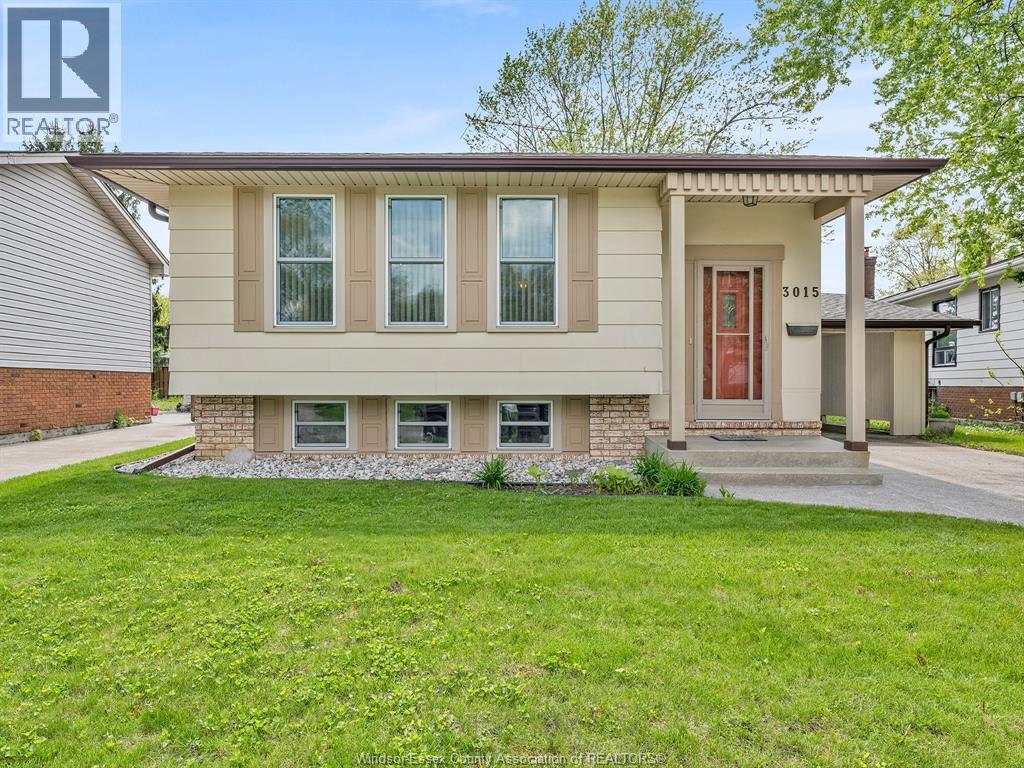 3015 Apple Lane, Windsor, Ontario  N8R 1K7 - Photo 1 - 26010735