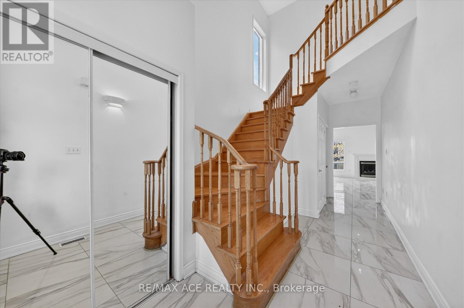 Main - 110 Blue Willow Drive, Vaughan, Ontario  L4L 9E9 - Photo 23 - N12828128
