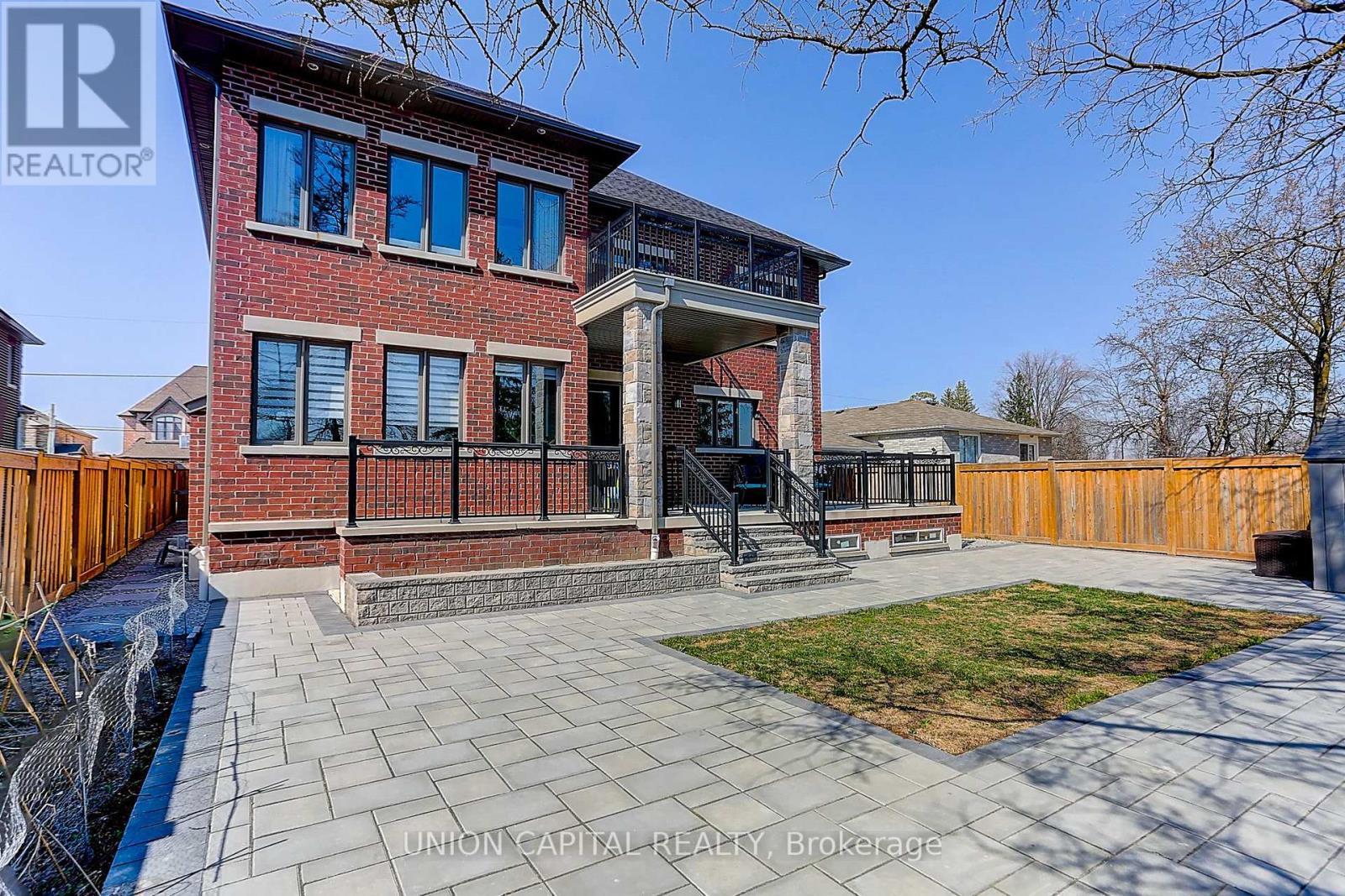 29 Elm Grove Avenue, Richmond Hill, Ontario  L4E 2T2 - Photo 38 - N13111734