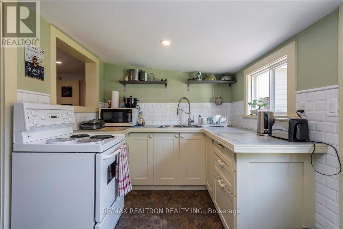 3322 Pleasant Road, Severn, Ontario  L3V 6H3 - Photo 14 - S13111484
