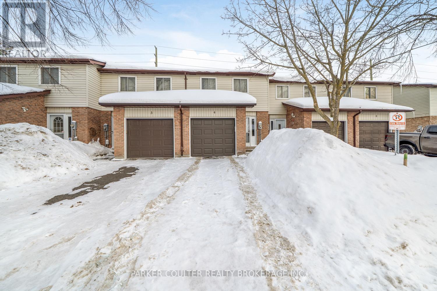 4 - 261 Rose Street, Barrie, Ontario  L4M 2V3 - Photo 2 - S13111660