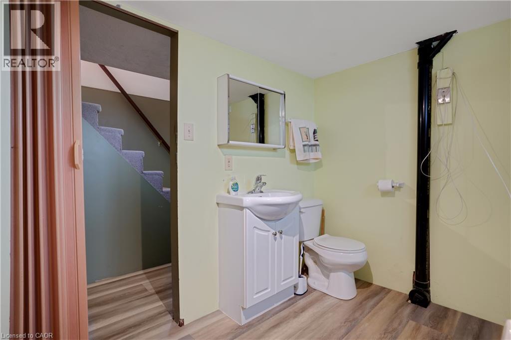 70 Roxborough Avenue, Kitchener, Ontario  N2M 1P7 - Photo 29 - 40829072