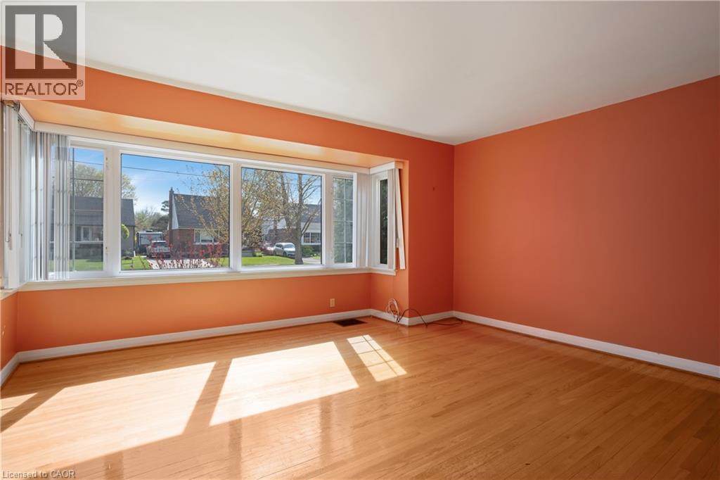70 Roxborough Avenue, Kitchener, Ontario  N2M 1P7 - Photo 6 - 40829072