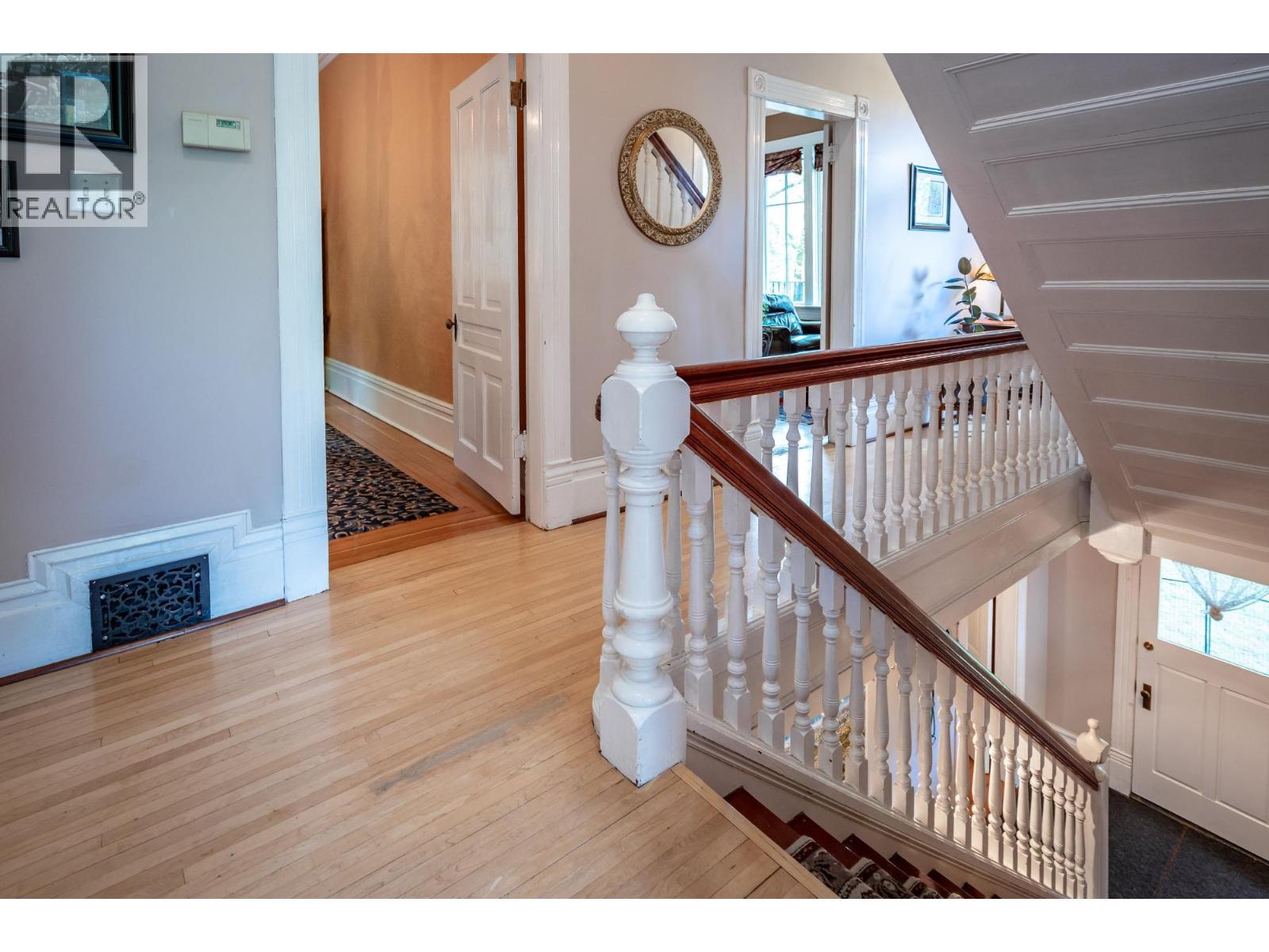 519 Cedar Street, Nelson, British Columbia  V1L 2C2 - Photo 46 - 10382087