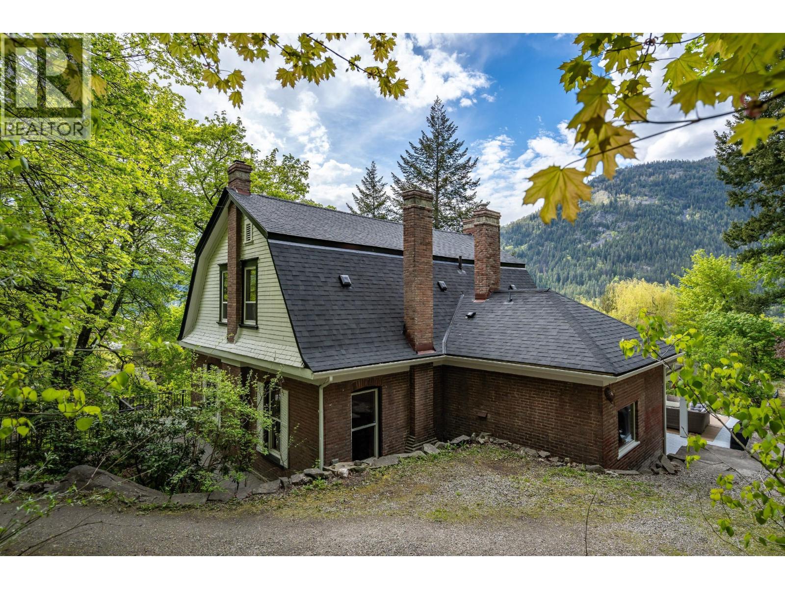 519 Cedar Street, Nelson, British Columbia  V1L 2C2 - Photo 73 - 10382087