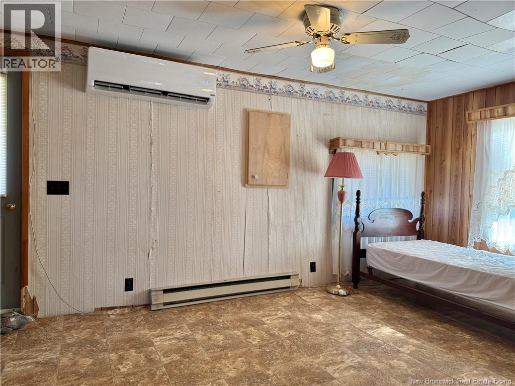 21 Maple Street, Mcadam, New Brunswick  E6J 1W1 - Photo 7 - NB136580