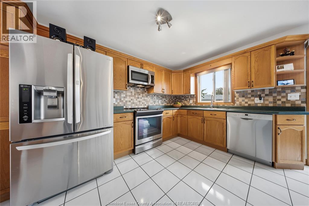 1978 Fuller Crescent, Windsor, Ontario  N8W 5S2 - Photo 8 - 26010671