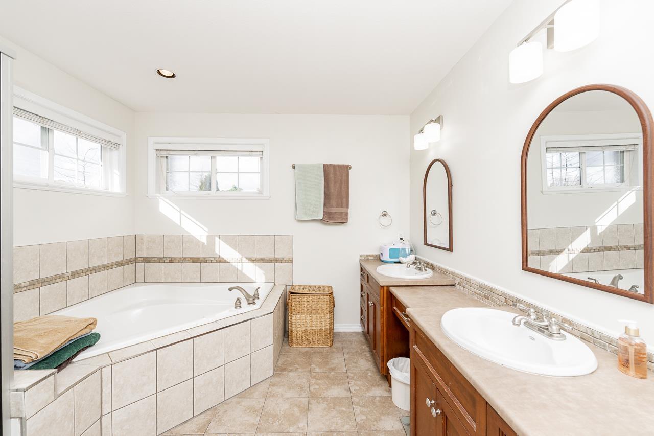 21620 93rd Avenue, Langley, British Columbia  V1M 4E1 - Photo 18 - R3103027