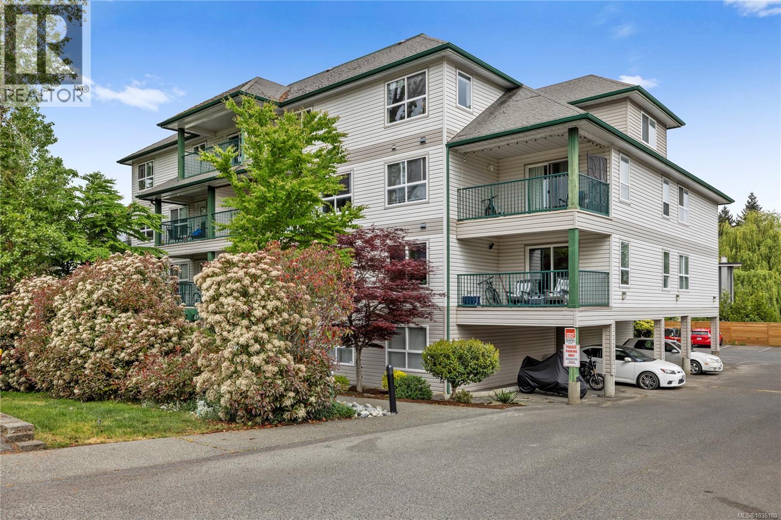 302 690 Third St, Nanaimo, British Columbia  V9R 1W8 - Photo 1 - 1036180