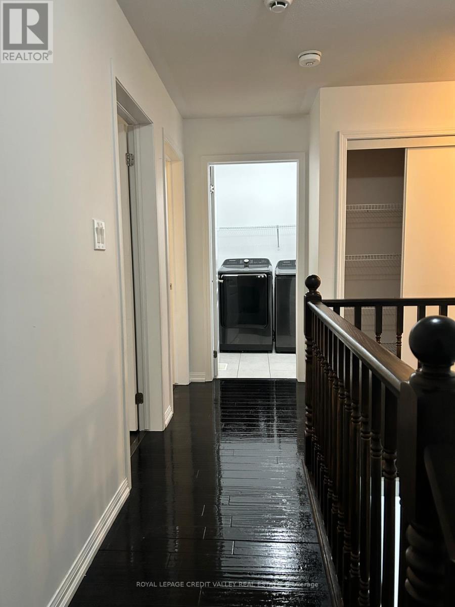 Upper - 29 Robert Parkinson Drive, Brampton, Ontario  L7A 0X6 - Photo 12 - W13111528