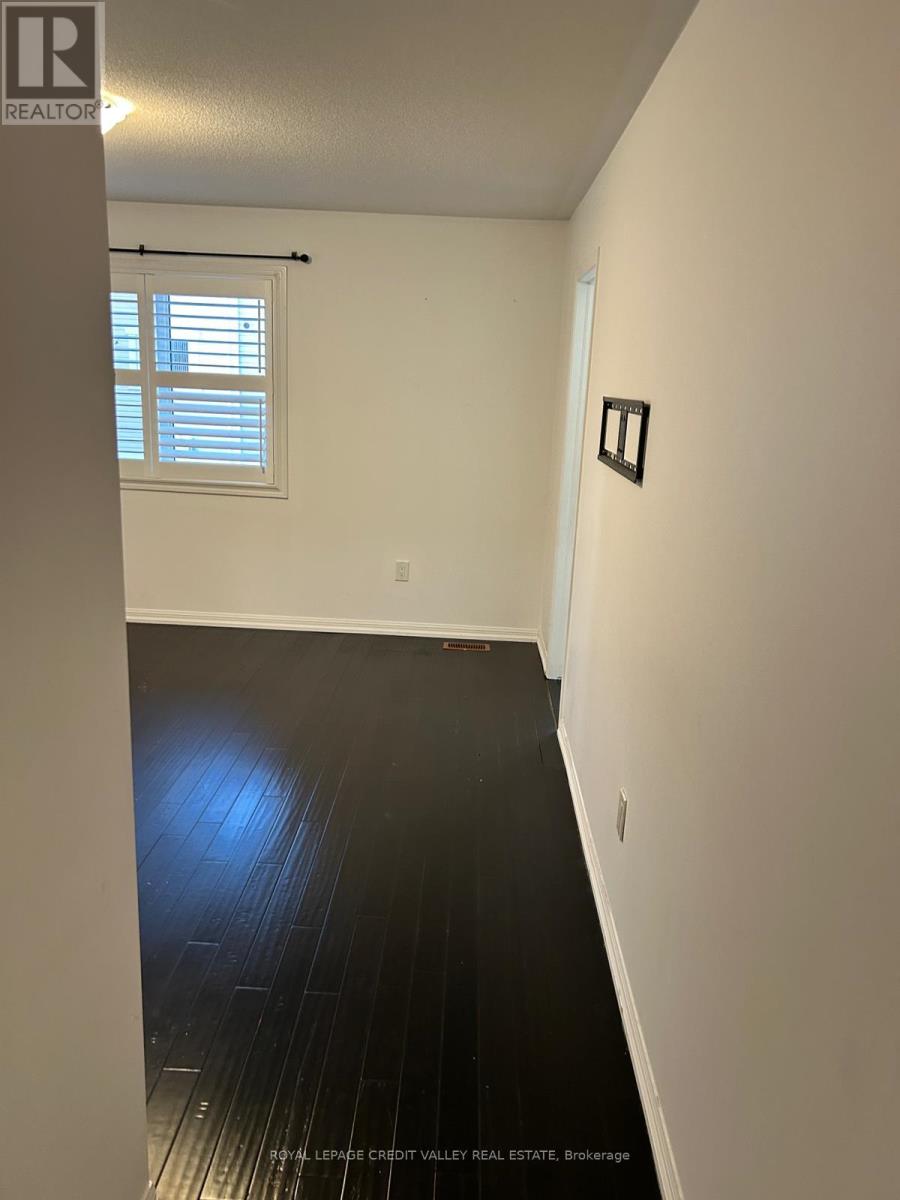 Upper - 29 Robert Parkinson Drive, Brampton, Ontario  L7A 0X6 - Photo 13 - W13111528