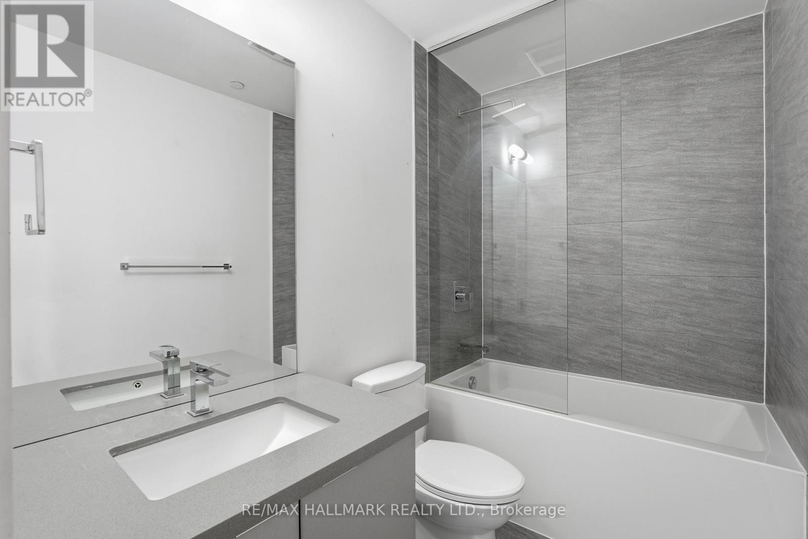 604 - 297 Oak Walk Drive, Oakville, Ontario  L6H 3R6 - Photo 9 - W13111546