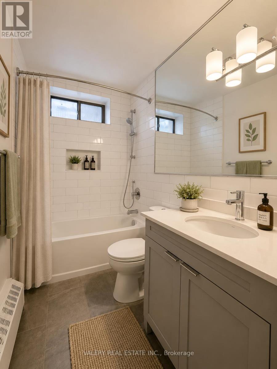 323 - 1450 Sheppard Avenue W, Toronto, Ontario  M3M 2X1 - Photo 6 - W13111548