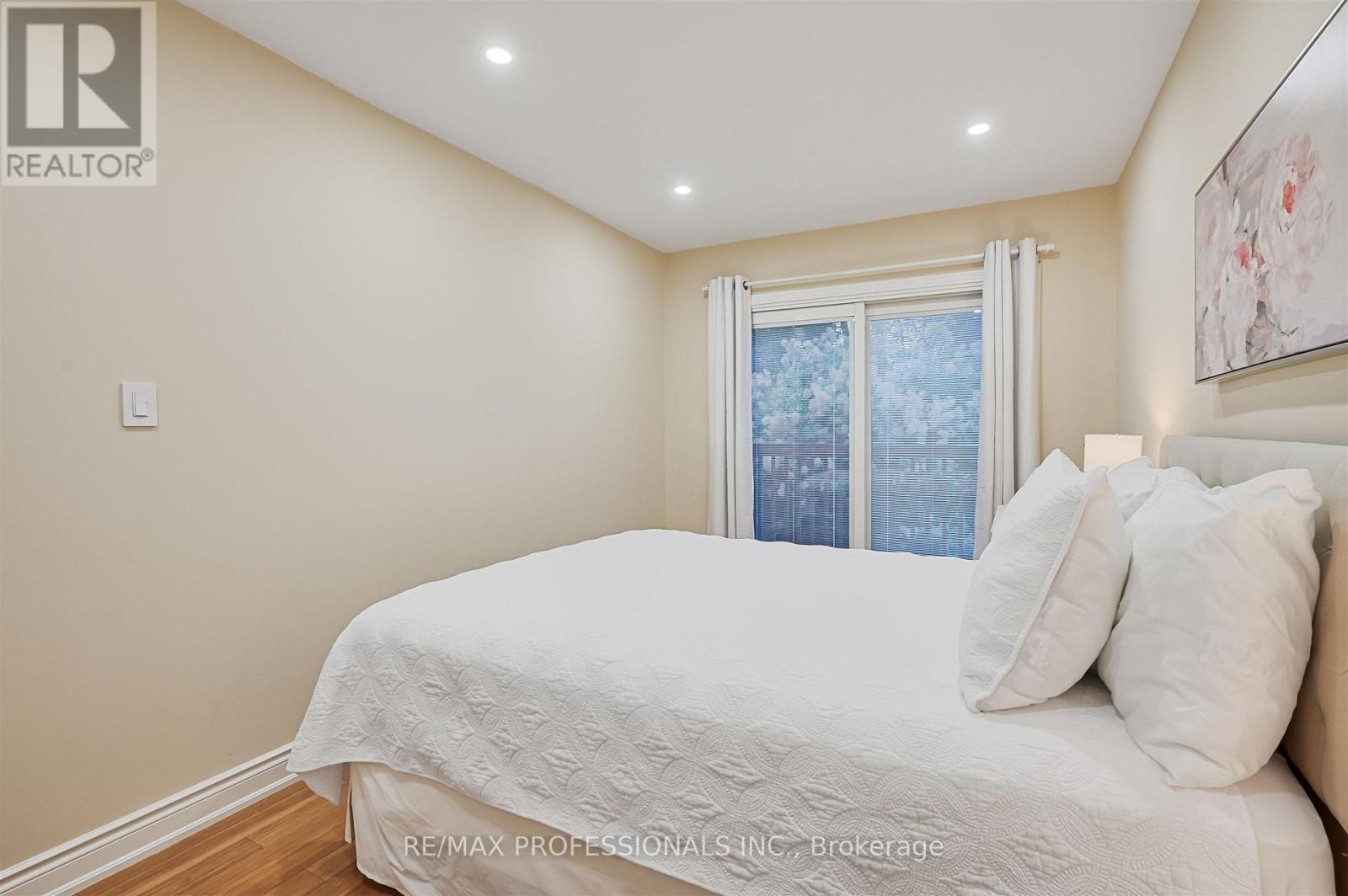53 Tilden Crescent, Toronto, Ontario M9P 1V8 - Photo 26 - W13111596