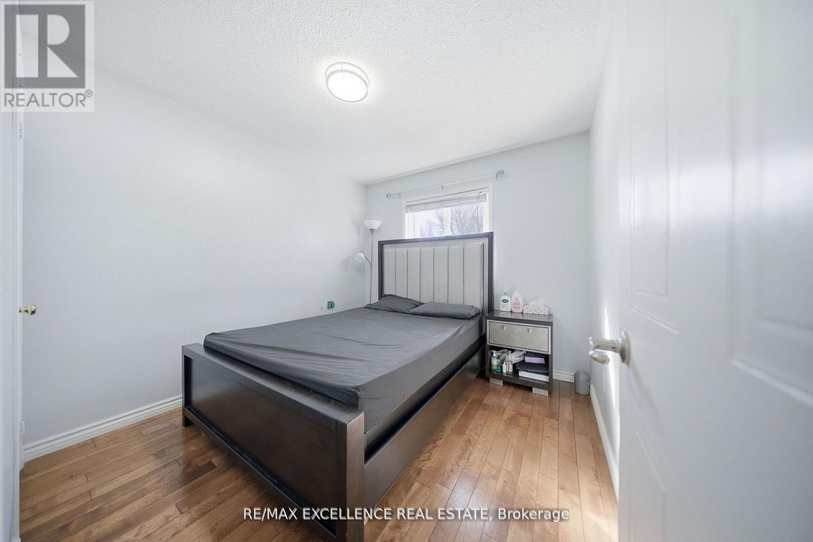 46 Nectarine Crescent, Brampton, Ontario  L6S 5Z1 - Photo 12 - W13111622