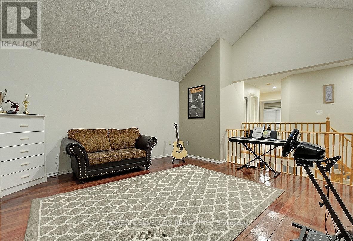 11 Rangeland Road, Brampton, Ontario  L6R 1L4 - Photo 25 - W13111668