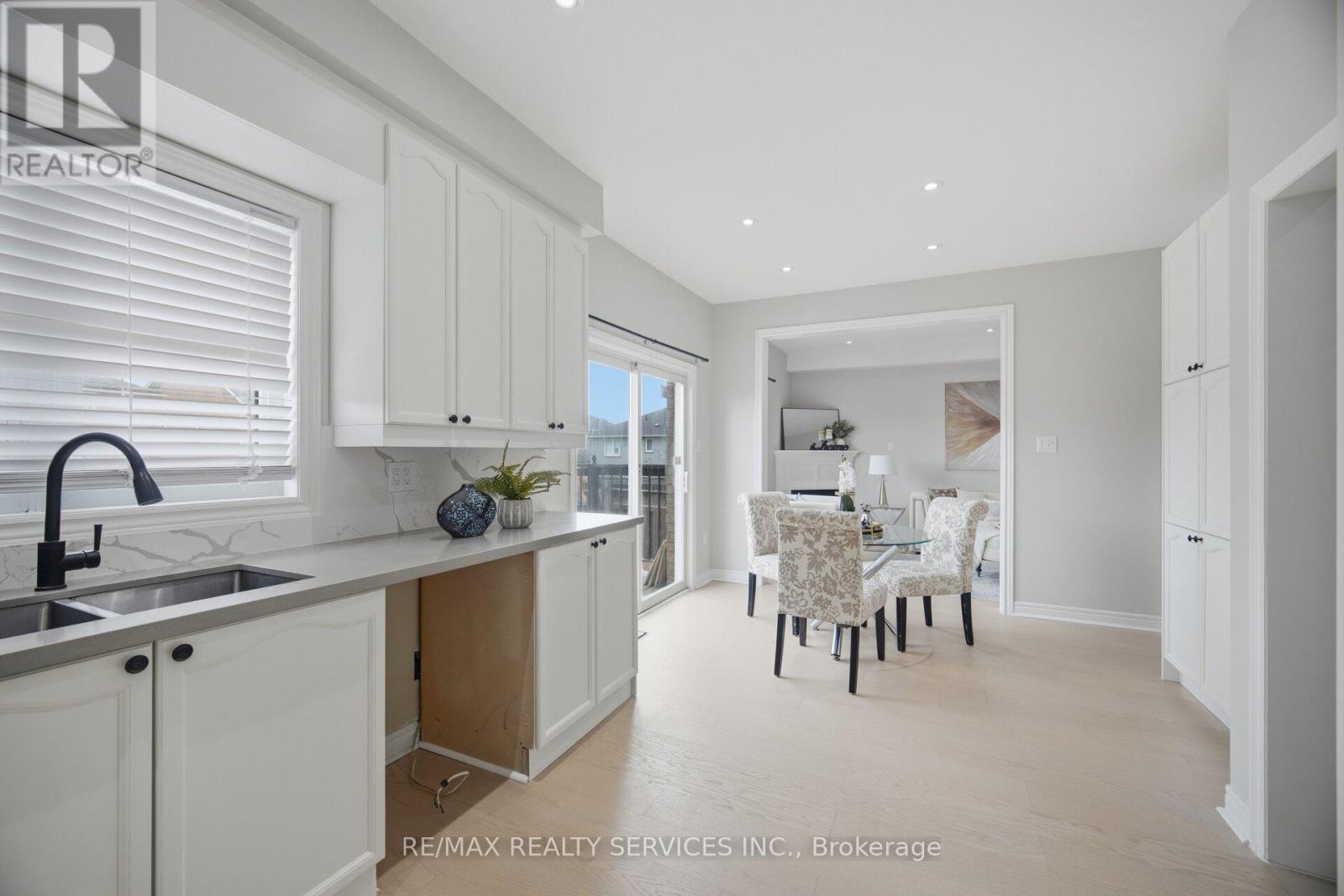 130 Yuile Court, Brampton, Ontario  L6Y 5J5 - Photo 14 - W13111670