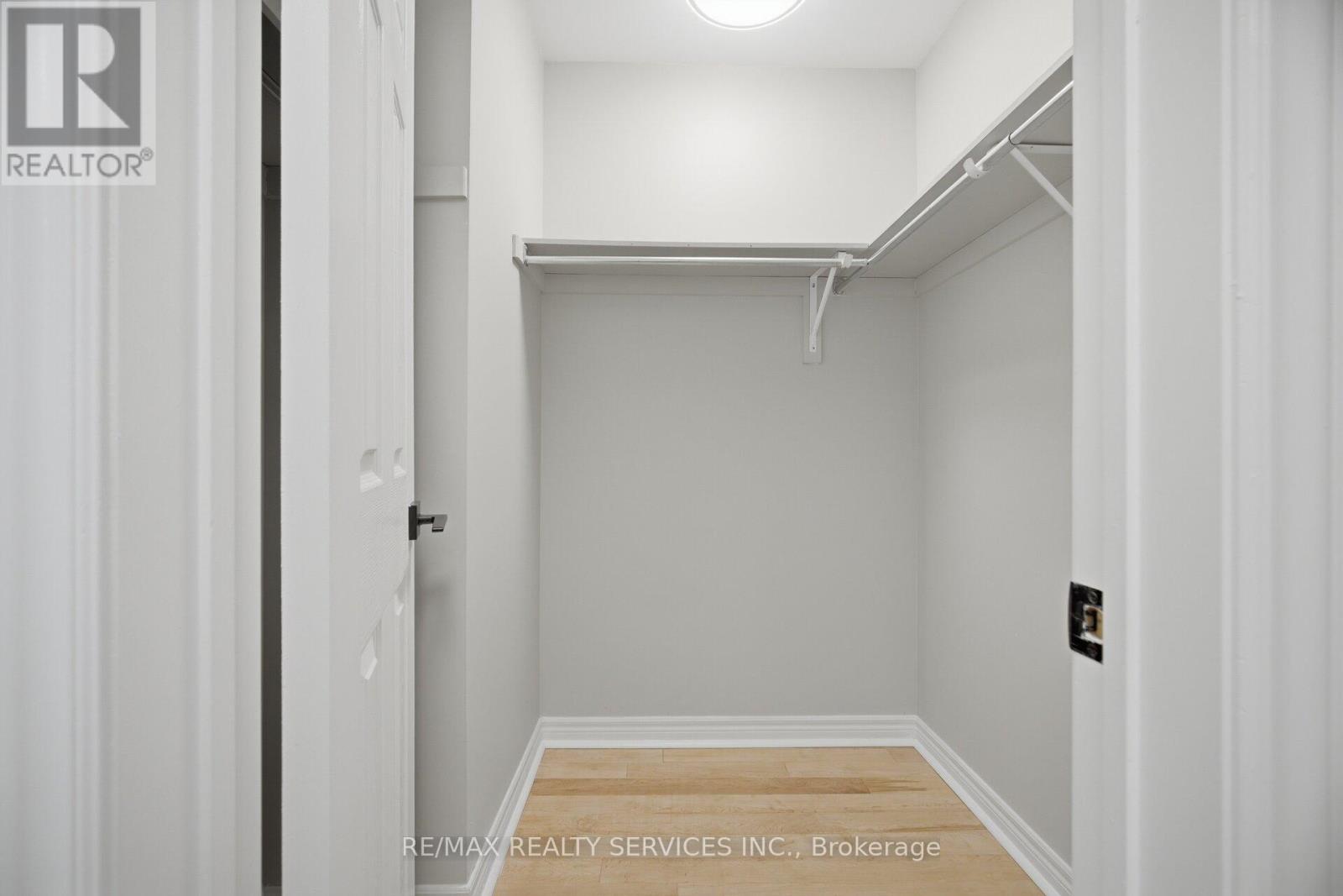 130 Yuile Court, Brampton, Ontario  L6Y 5J5 - Photo 29 - W13111670