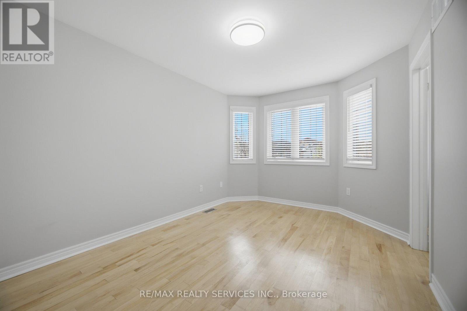 130 Yuile Court, Brampton, Ontario  L6Y 5J5 - Photo 30 - W13111670