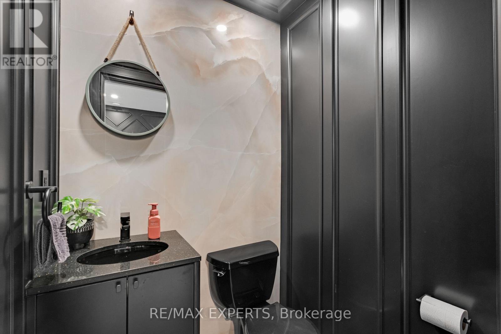 2453 Bonner Road, Mississauga, Ontario  L5J 2E1 - Photo 8 - W13111692