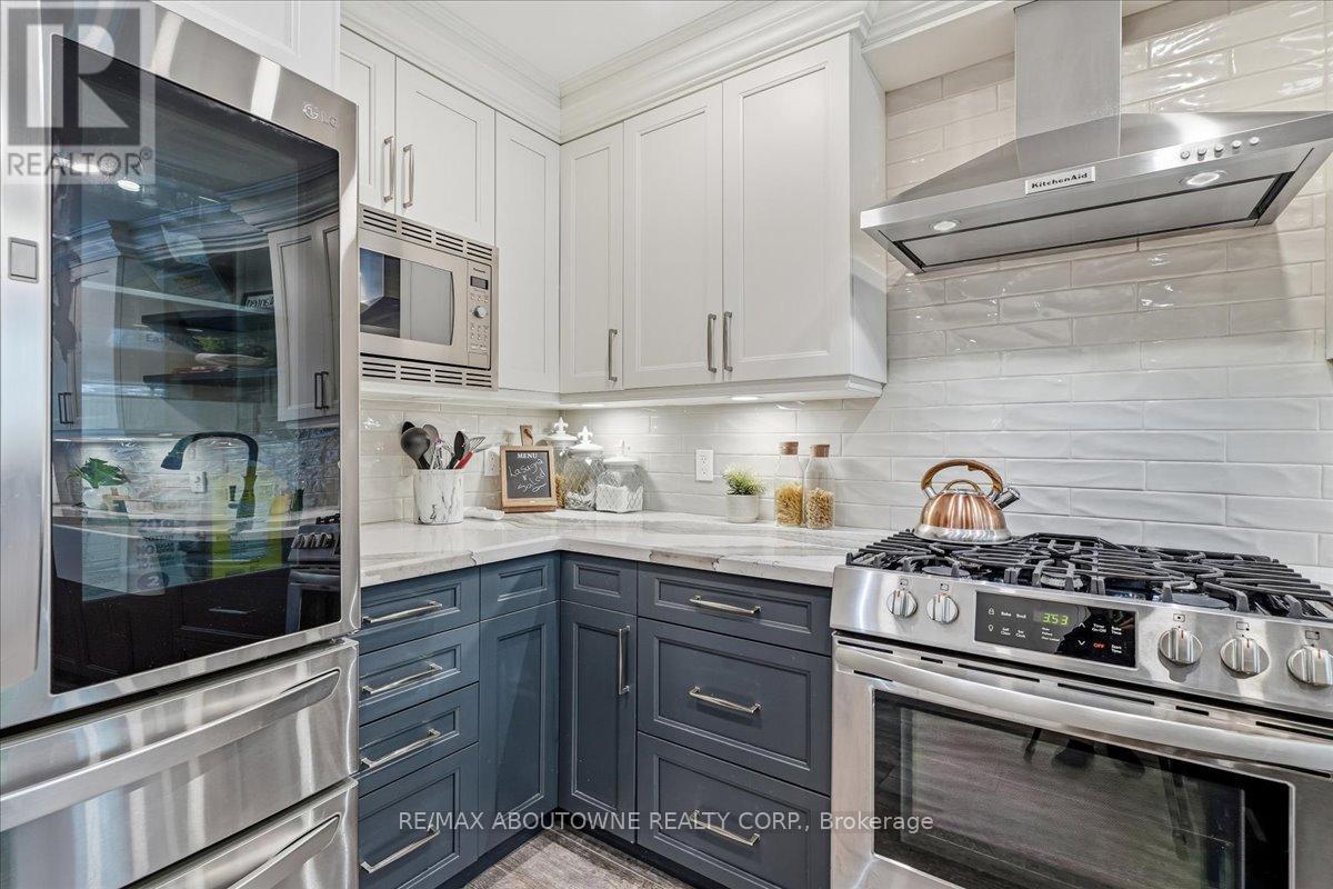 1399 Cobbler Lane, Oakville, Ontario  L6M 3C1 - Photo 12 - W13111750